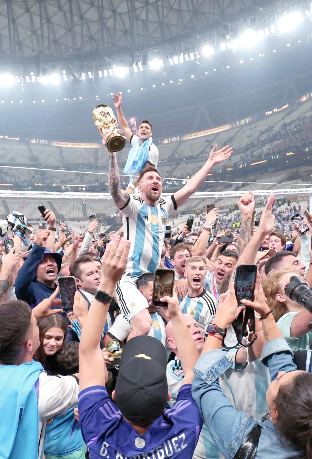 阿根廷传奇球员在国外俱乐部大放异彩的简单介绍 阿根廷传奇球员在国外俱乐部大放异彩的简单介绍