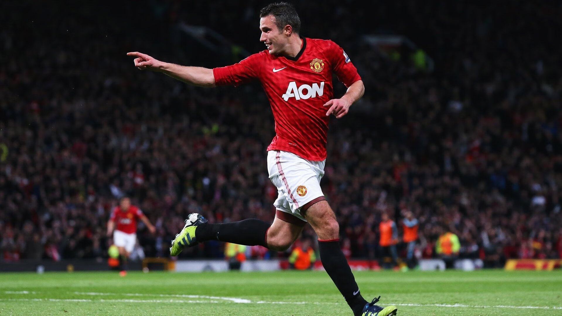 阿拉巴的指挥家艺术，里昂单节风暴如何拉开皇家社会的防线